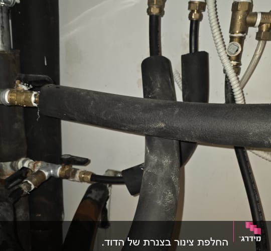 צינורות ומחברים במערכת אינסטלציה